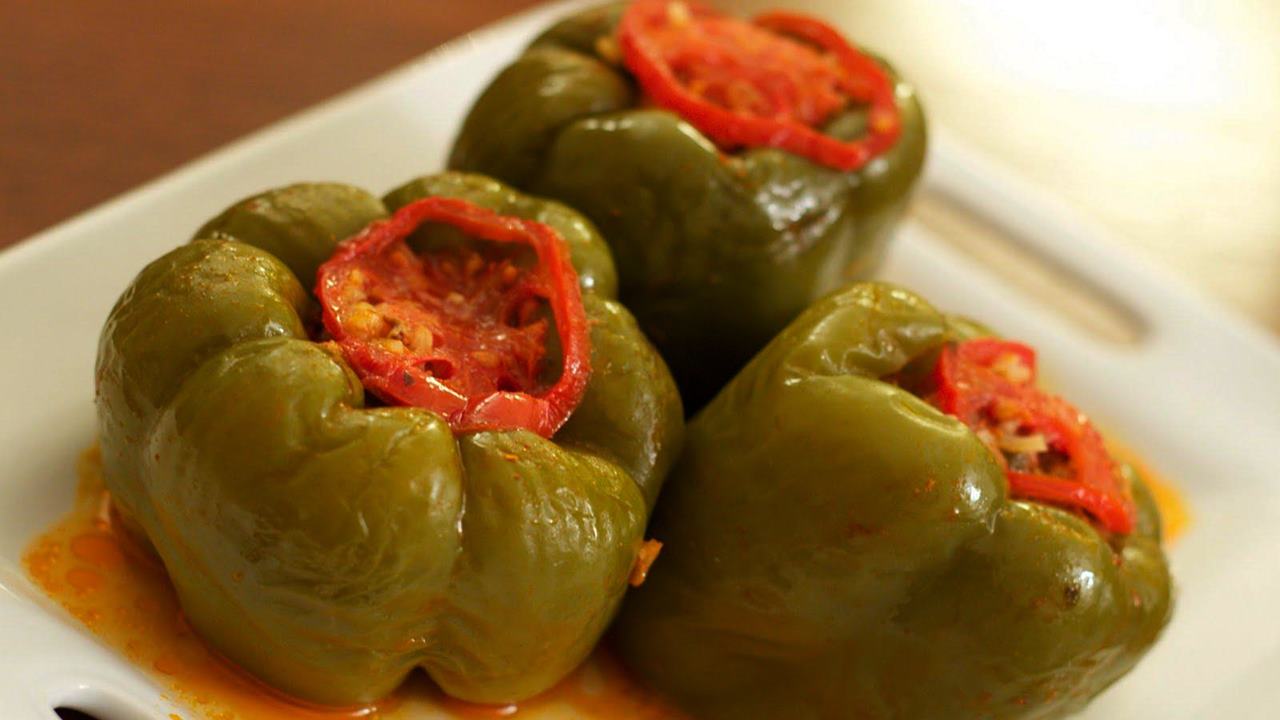 Zeytinyağlı Dolma Biber Tarifi