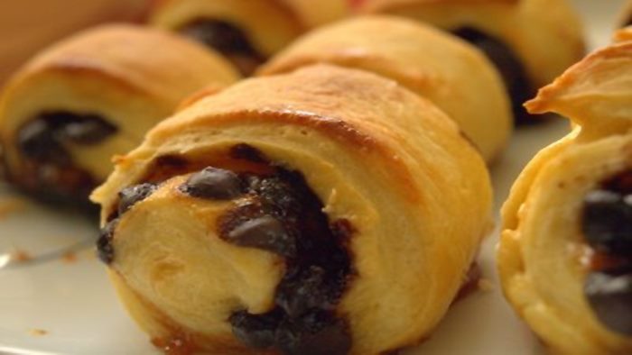 Zeytinli Rulo Çörek