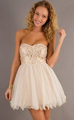 Kisa-Beyaz-Abiye-Elbise-Modelleri-2015