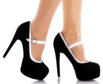 siyah-beyaz-ince-yüksek-topuklu-ayakkabı-modeli