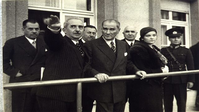 En Güzel Atatürk Resimleri